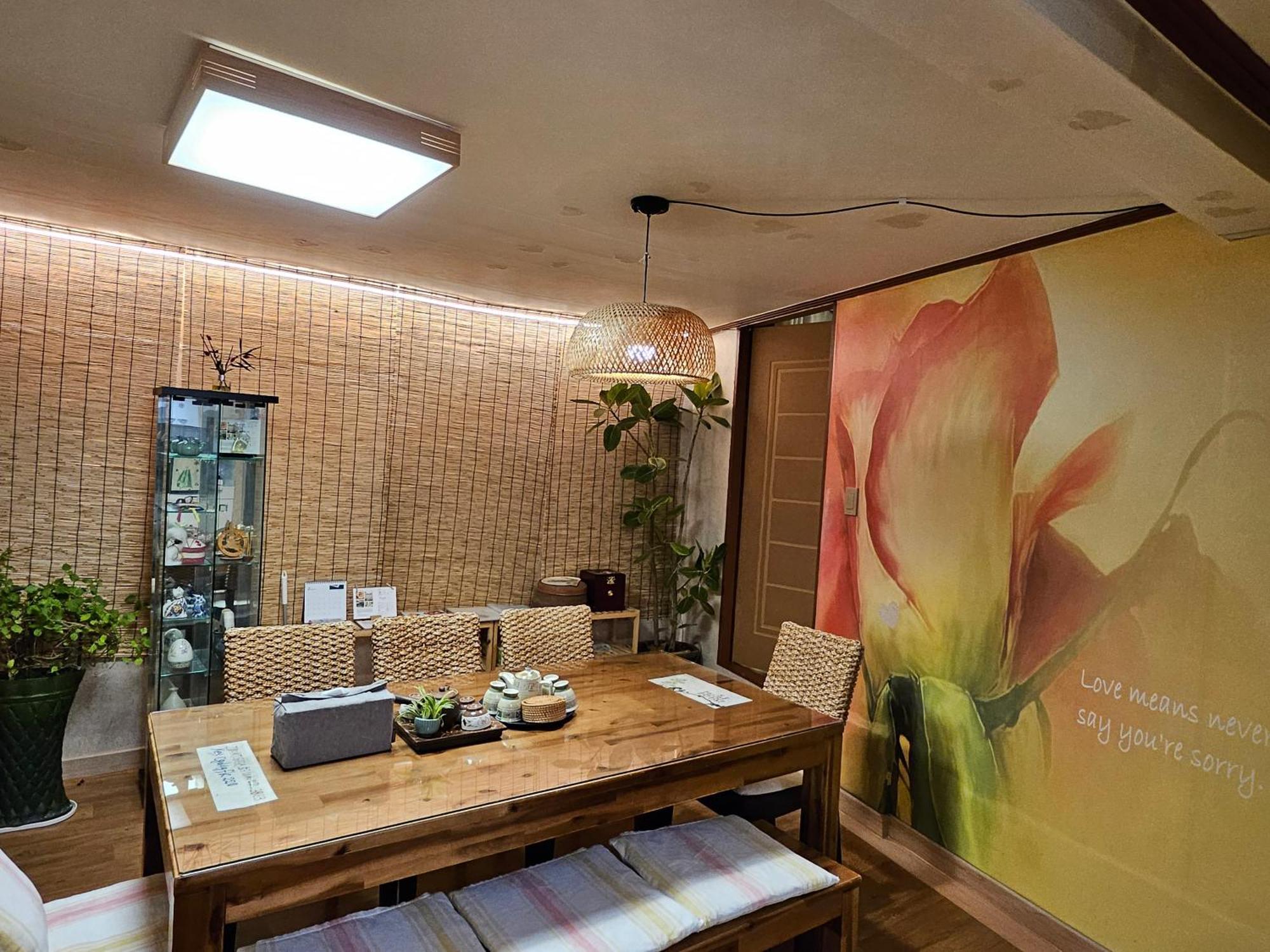 Lydia Craft Guesthouse Сеул Екстериор снимка