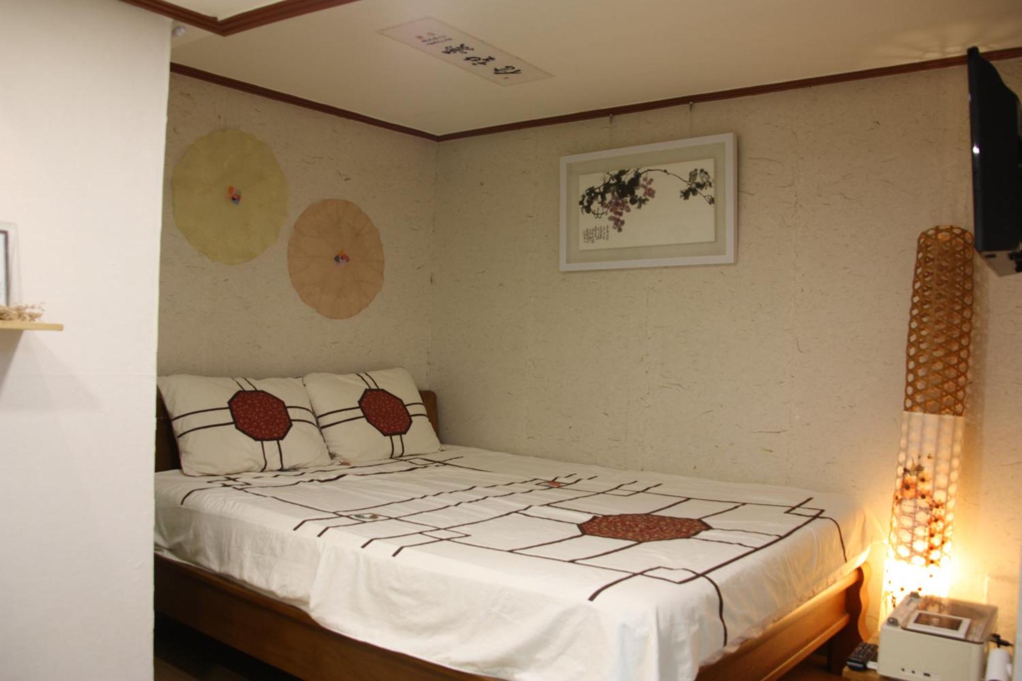 Lydia Craft Guesthouse Сеул Екстериор снимка