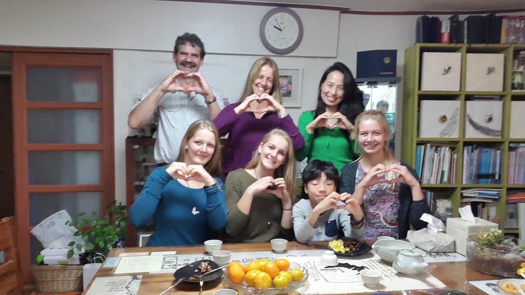 Lydia Craft Guesthouse Сеул Екстериор снимка