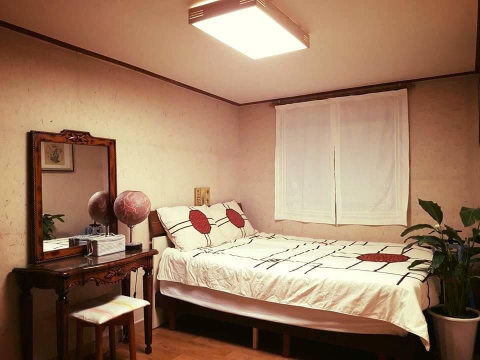 Lydia Craft Guesthouse Сеул Екстериор снимка